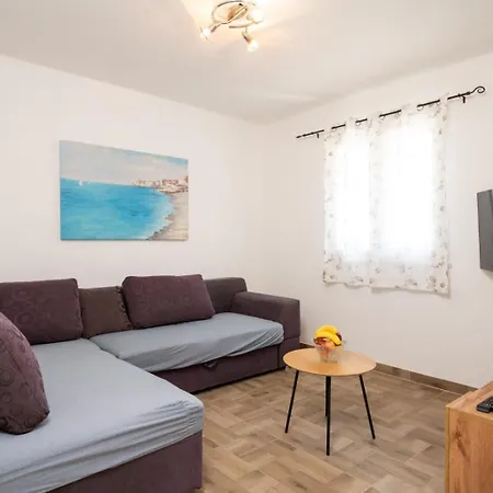 Holiday home Kod Marina *