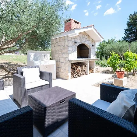 Kod Marina Holiday home Kastel Stari
