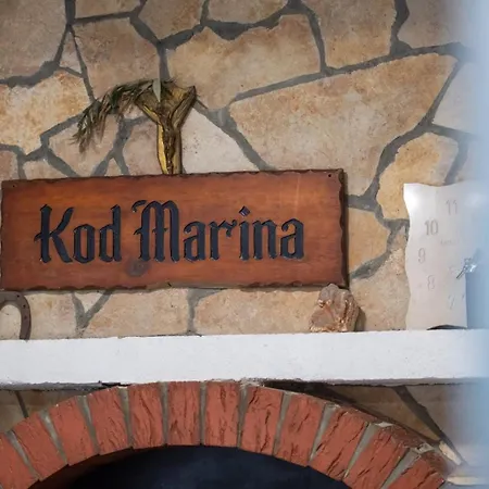 Nyaraló Kod Marina Kaštel Stari