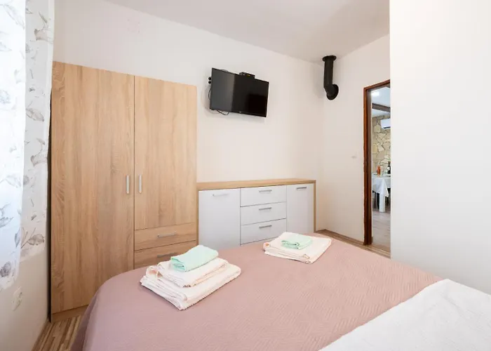 Kod Marina Kaštel Stari