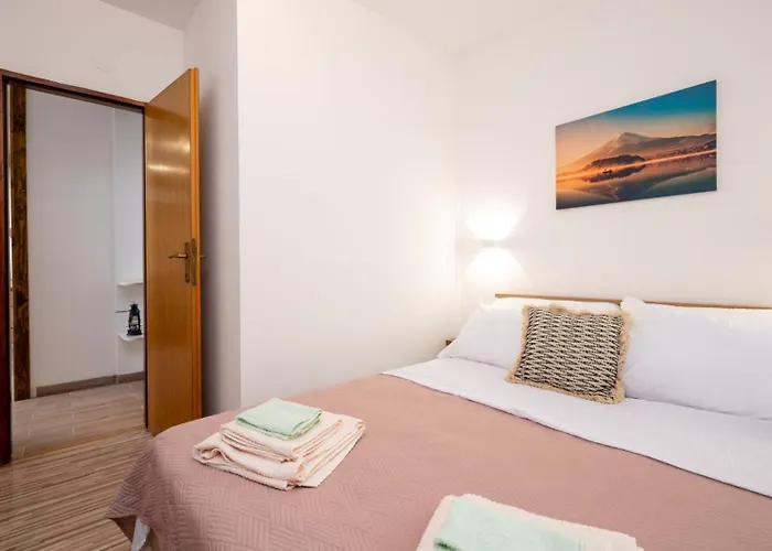 Kod Marina Kaštel Stari